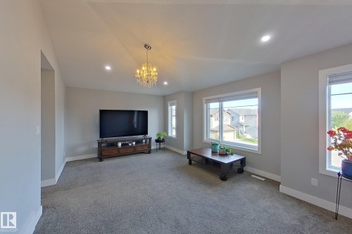 1304 165 Street Sw, Edmonton, AB 