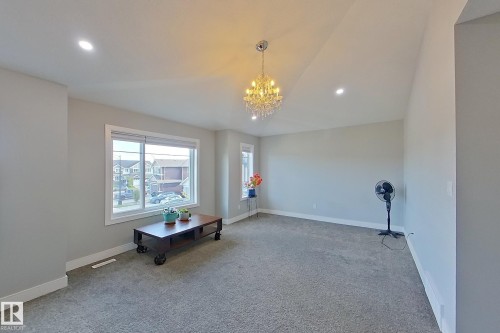 1304 165 Street Sw, Edmonton, AB 