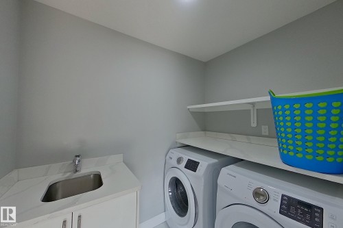 1304 165 Street Sw, Edmonton, AB 