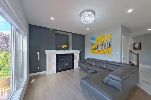 1304 165 Street Sw, Edmonton, AB 