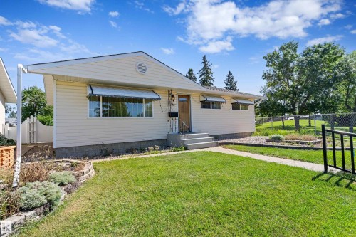 9807 165 Street Nw, Edmonton, AB 