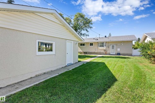 9807 165 Street Nw, Edmonton, AB 
