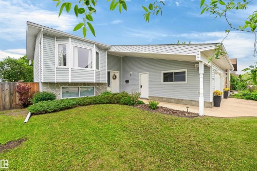 5914 52 Street   Vegreville, AB T9C 1J1