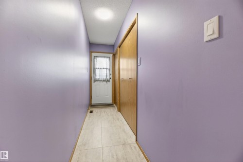 5914 52 Street, Vegreville, AB 