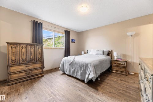 5914 52 Street, Vegreville, AB 
