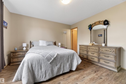 5914 52 Street, Vegreville, AB 