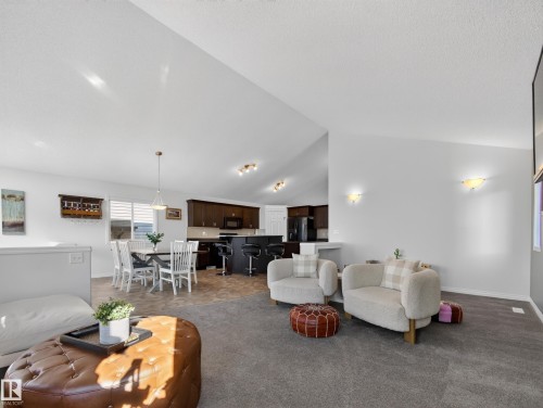 21315 58 Avenue Nw, Edmonton, AB 