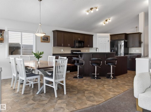 21315 58 Avenue Nw, Edmonton, AB 
