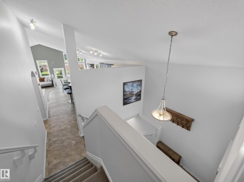 21315 58 Avenue Nw, Edmonton, AB 