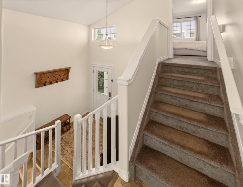 21315 58 Avenue Nw, Edmonton, AB 