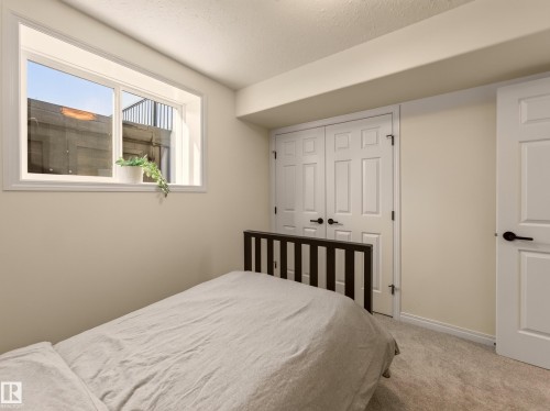 21315 58 Avenue Nw, Edmonton, AB 