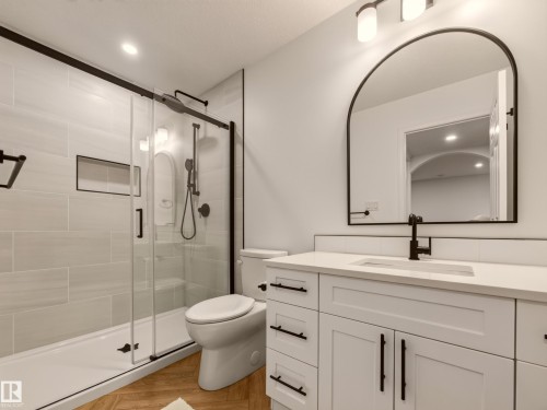 21315 58 Avenue Nw, Edmonton, AB 