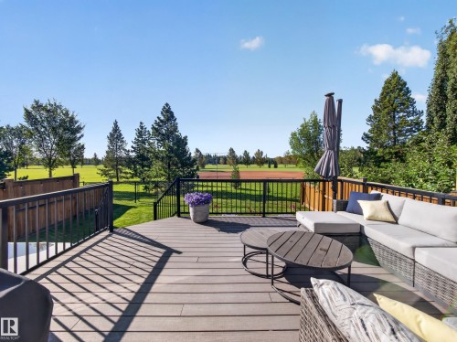 21315 58 Avenue Nw, Edmonton, AB 