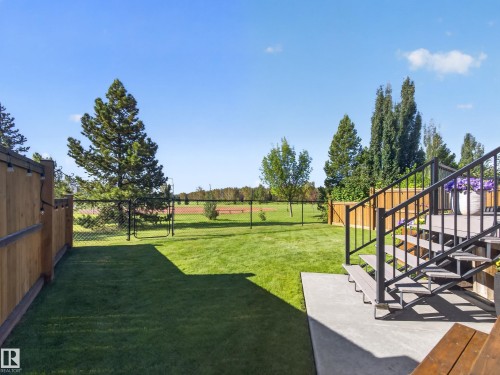 21315 58 Avenue Nw, Edmonton, AB 