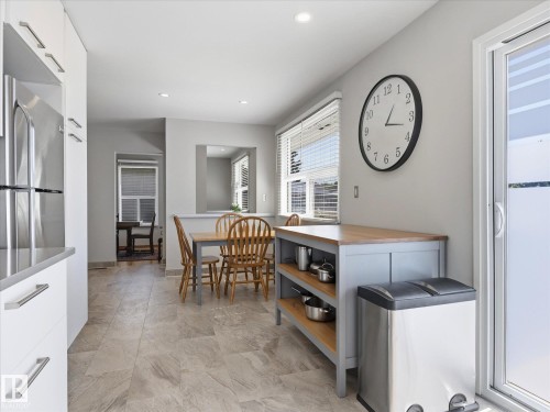 7411 141 Avenue Nw, Edmonton, AB 