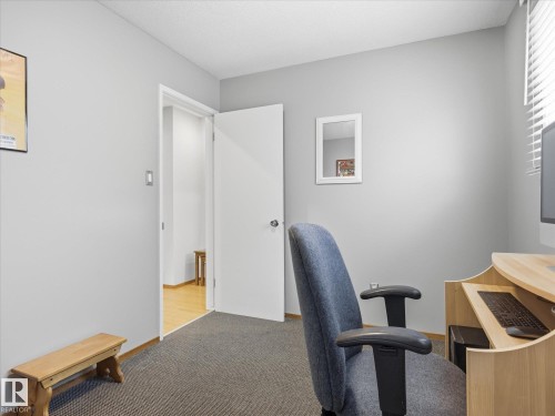 7411 141 Avenue Nw, Edmonton, AB 
