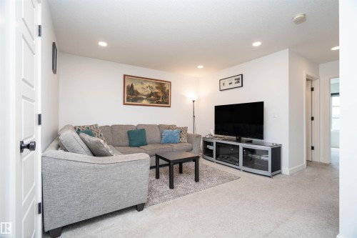 9104 Pear Drive Sw, Edmonton, AB 