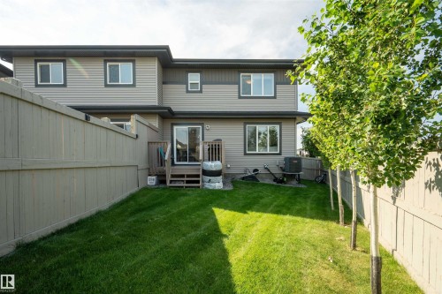 9104 Pear Drive Sw, Edmonton, AB 