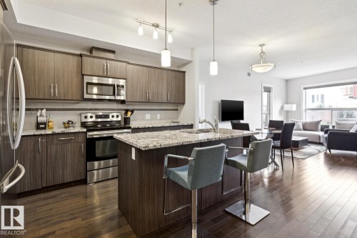 #421 10523 123 St Nw, Edmonton, AB - Indoor Photo Showing Kitchen With Upgraded Kitchen
