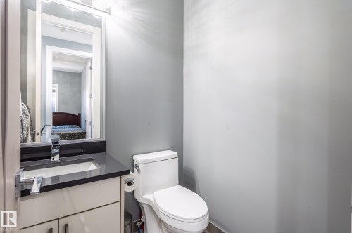 3711 Hummingbird Way Nw, Edmonton, AB 