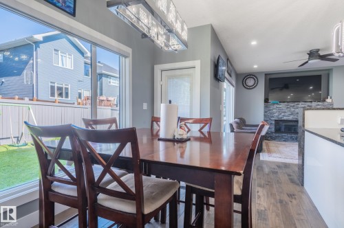 3711 Hummingbird Way Nw, Edmonton, AB 