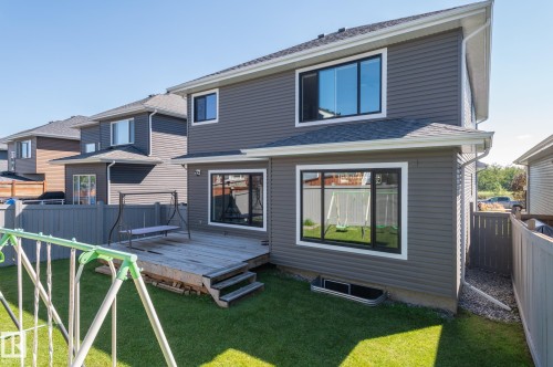 3711 Hummingbird Way Nw, Edmonton, AB 