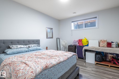 3711 Hummingbird Way Nw, Edmonton, AB 