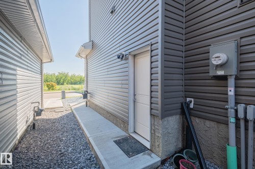 3711 Hummingbird Way Nw, Edmonton, AB 