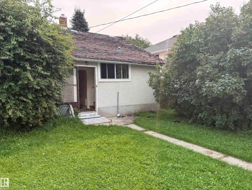 11216 68 Street Nw, Edmonton, AB 