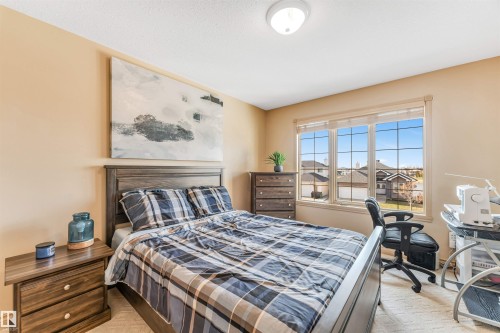 8715 160A Avenue Nw, Edmonton, AB - Indoor Photo Showing Bedroom
