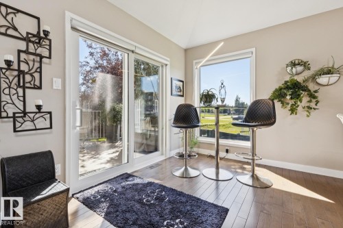 #8 11809 9B Av Nw, Edmonton, AB 