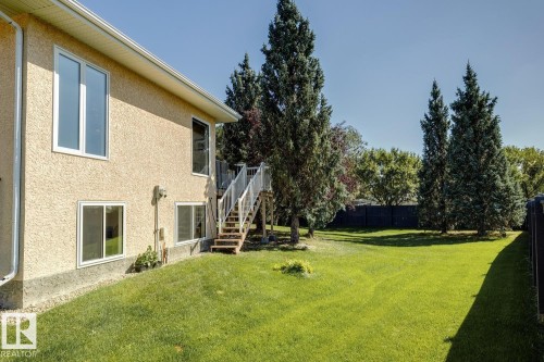 #8 11809 9B Av Nw, Edmonton, AB 