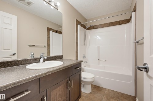 #208 2204 44 Av Nw, Edmonton, AB 