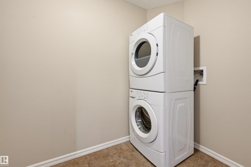 #208 2204 44 Av Nw, Edmonton, AB 
