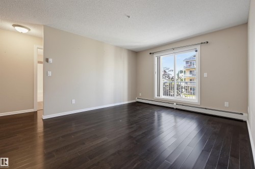#208 2204 44 Av Nw, Edmonton, AB 