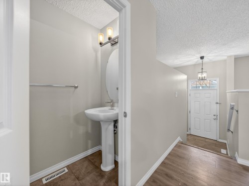 #31 1804 70 St Sw, Edmonton, AB 