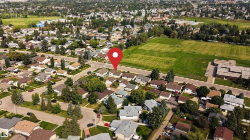 Additional content - 904 Knottwood S Nw, Edmonton, AB 