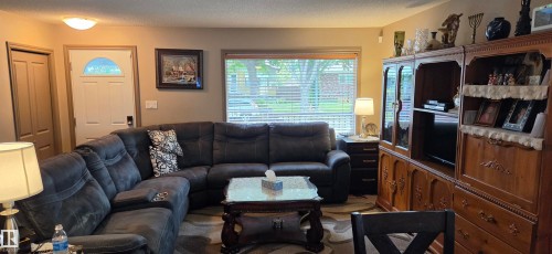 11922 46 Street Nw, Edmonton, AB 