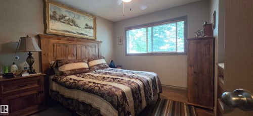 11922 46 Street Nw, Edmonton, AB 