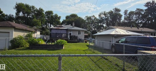 11922 46 Street Nw, Edmonton, AB 