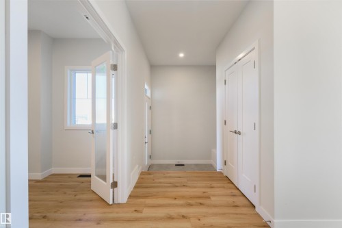 1443 Osprey Crest Nw, Edmonton, AB 