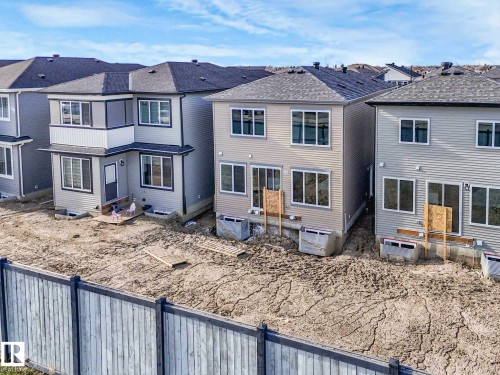 270 Munn Way, Leduc, AB 