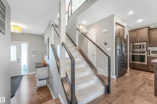 22123 95 Avenue Nw, Edmonton, AB 