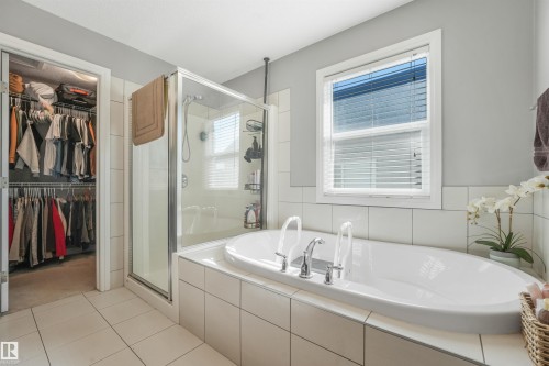 22123 95 Avenue Nw, Edmonton, AB 