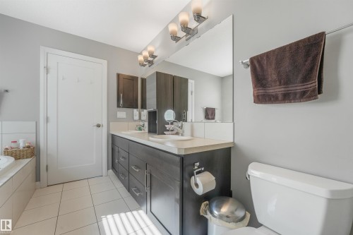 22123 95 Avenue Nw, Edmonton, AB 