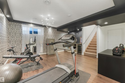 22123 95 Avenue Nw, Edmonton, AB 