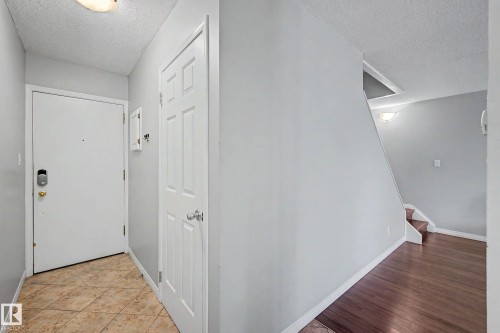 #16 11219 103A Av Nw, Edmonton, AB 
