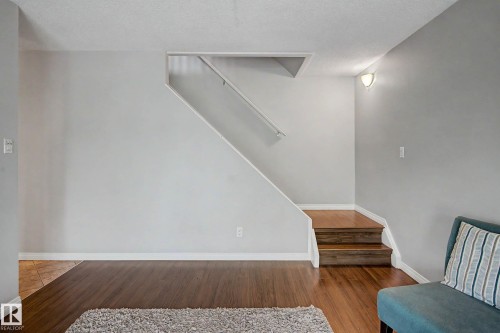 #16 11219 103A Av Nw, Edmonton, AB 