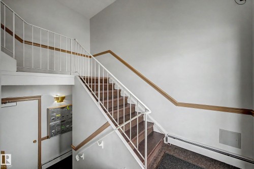 #16 11219 103A Av Nw, Edmonton, AB 