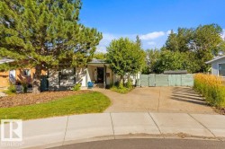 16715 98 Street NW  Edmonton, AB T5X 2S8